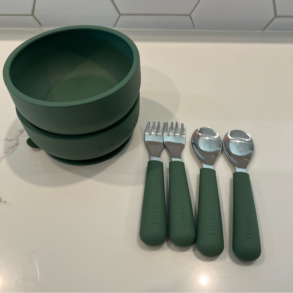 Lalo Suction Bowls and Silverware